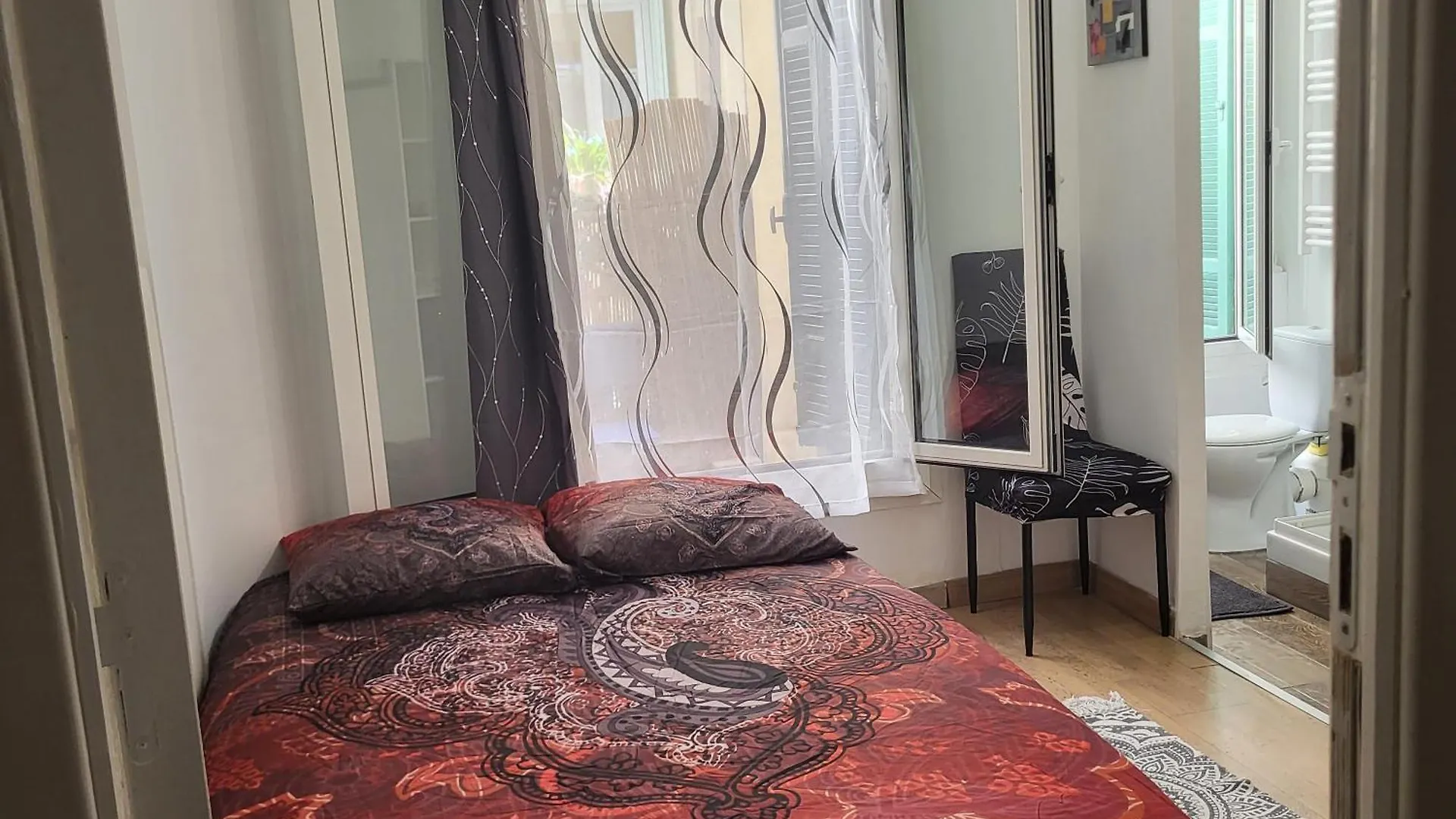 Homestay Studio Centre Ville Nice France